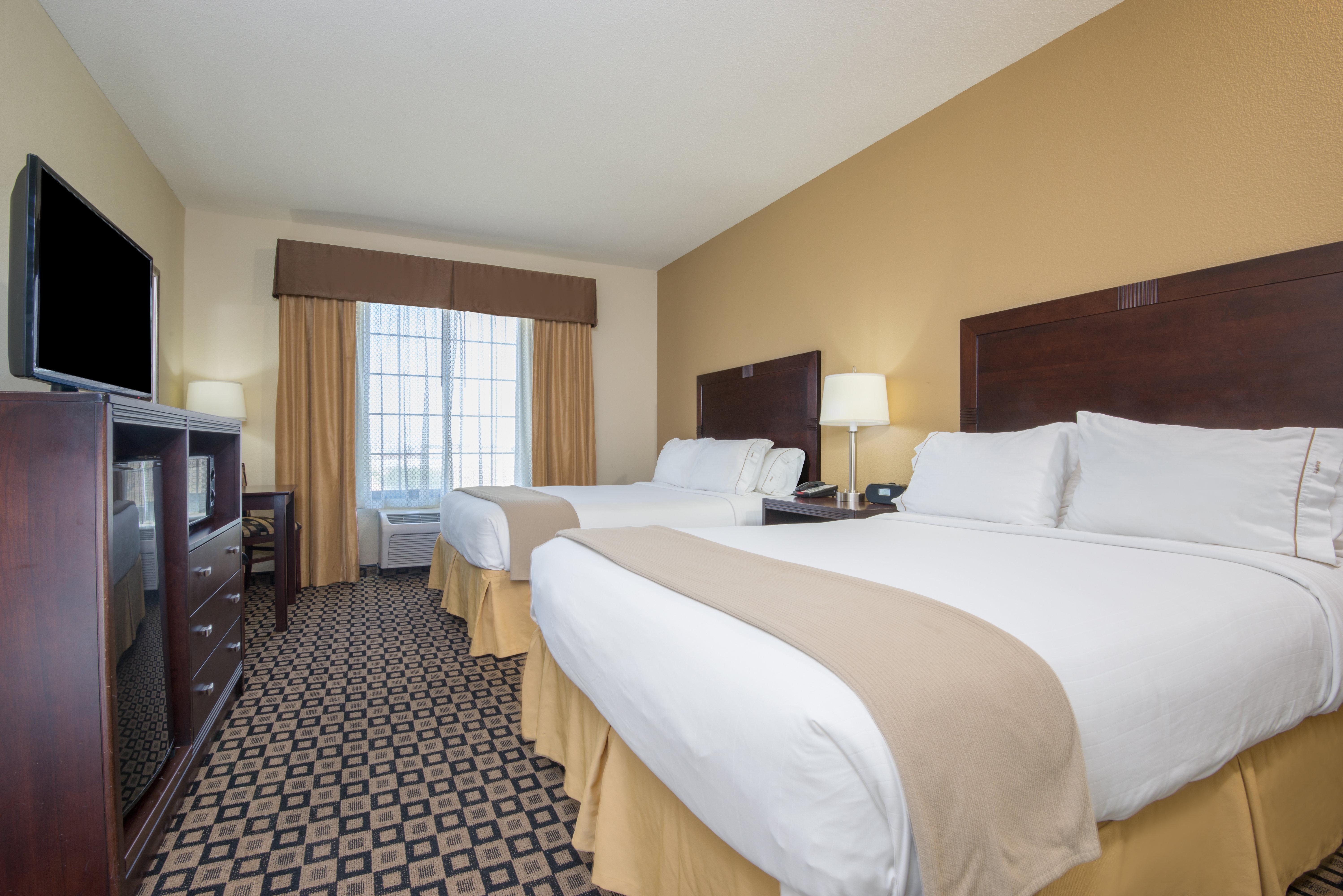 Holiday Inn Express & Suites Clovis By Ihg Екстериор снимка