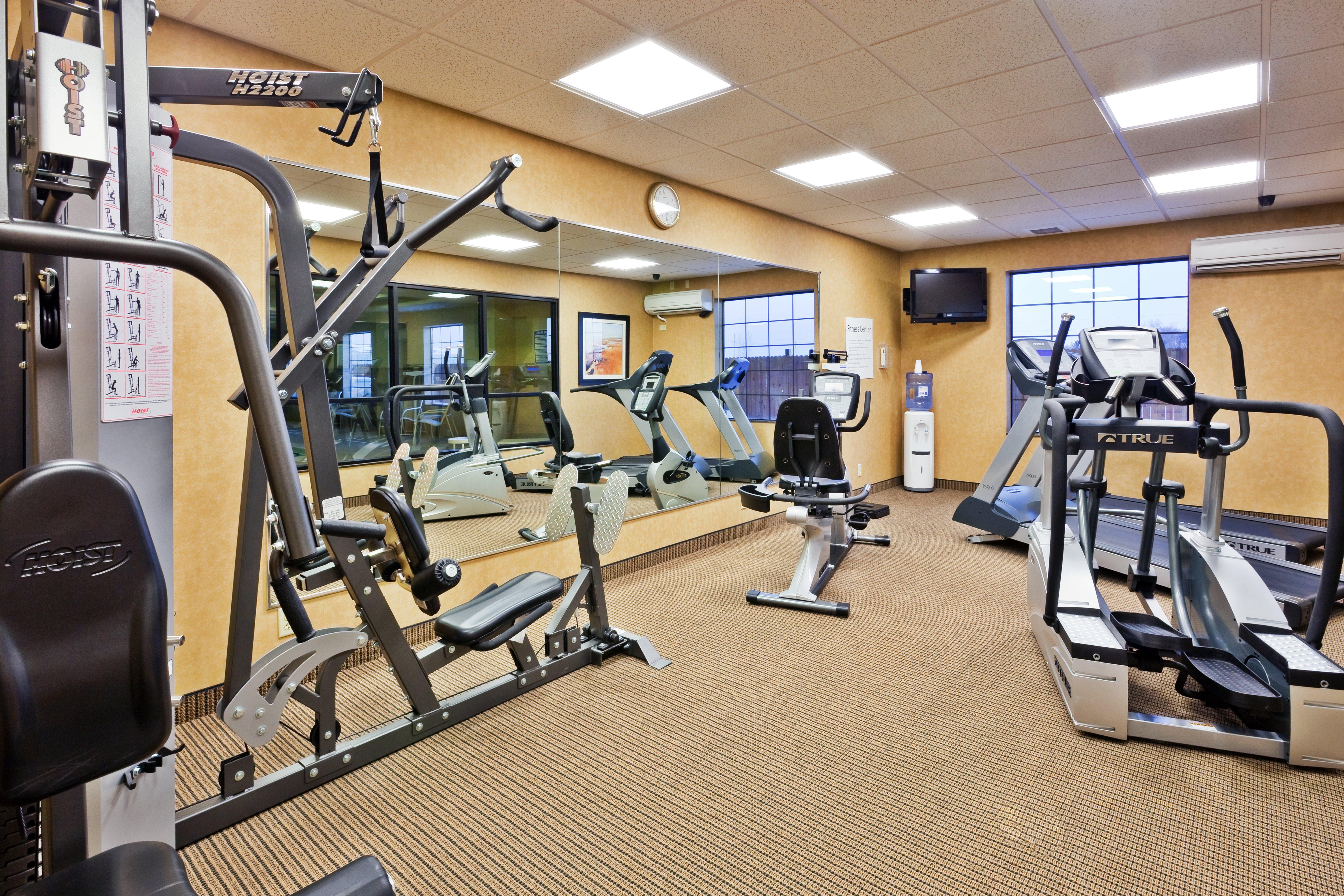 Holiday Inn Express & Suites Clovis By Ihg Екстериор снимка